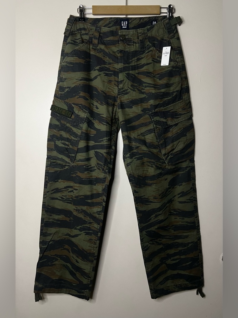 NWT SS24 Palace x GAP Tiger Stripe Camo Cargo Pants Size 28x30 Fit 28x28.5
